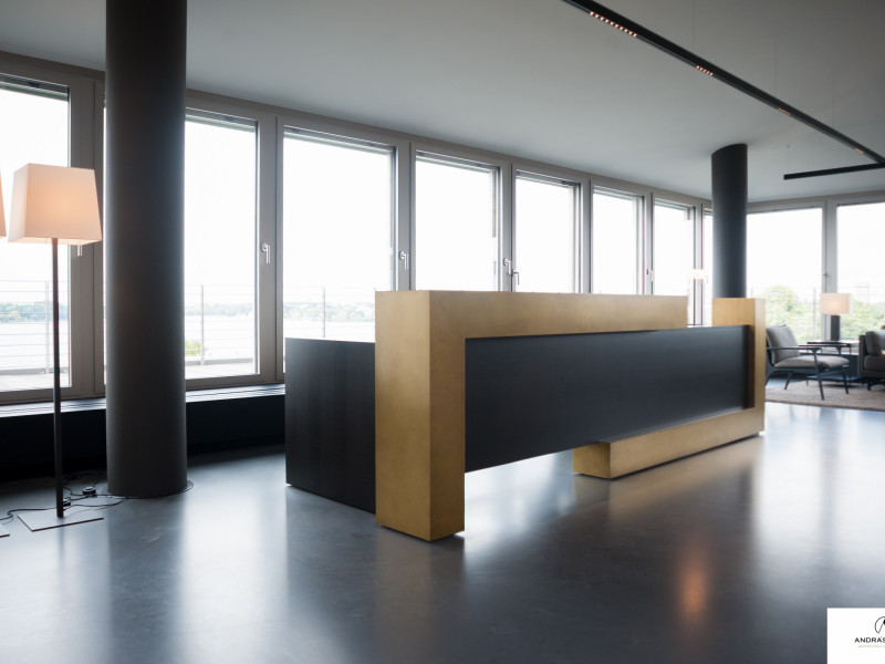 New Work - Lloyd Fond Innenarchitektur -Interior Design by András Koós