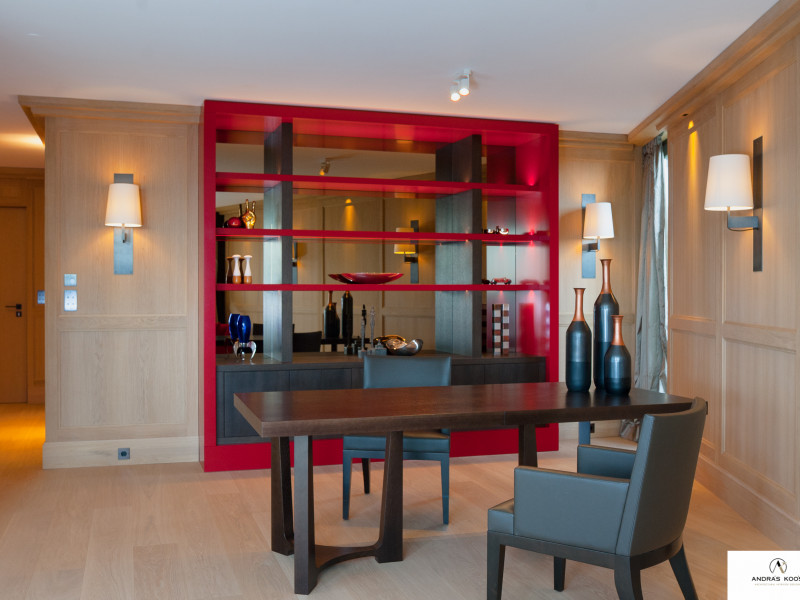 © designed by Andras Koos